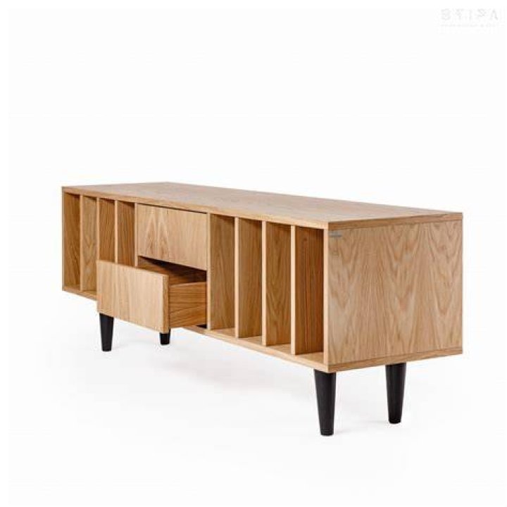 A player sideboard, an edge-stitched neoprene matt.
