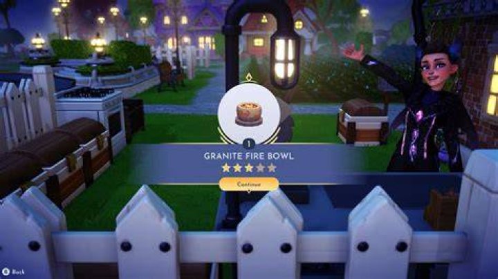 Crafting quest items (Image via Youtube - Mirraj Gaming)