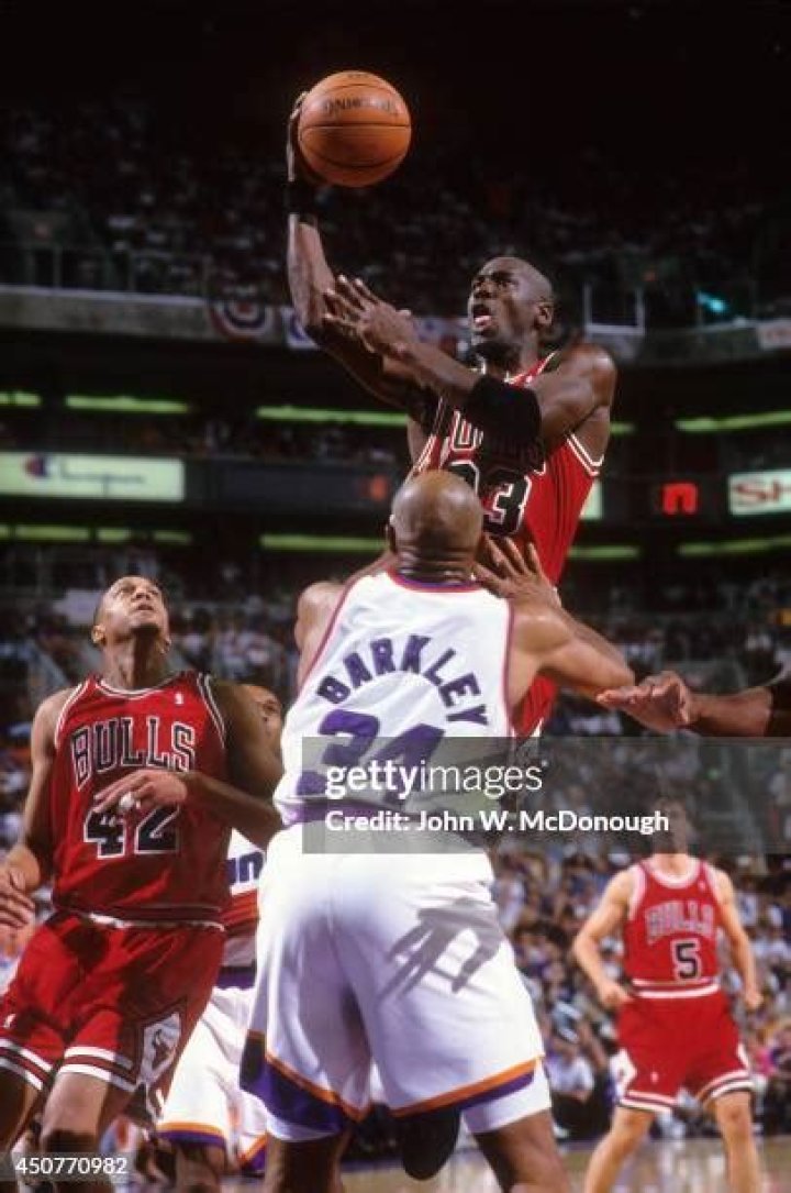 Michael Jordan vs. Charles Barkley